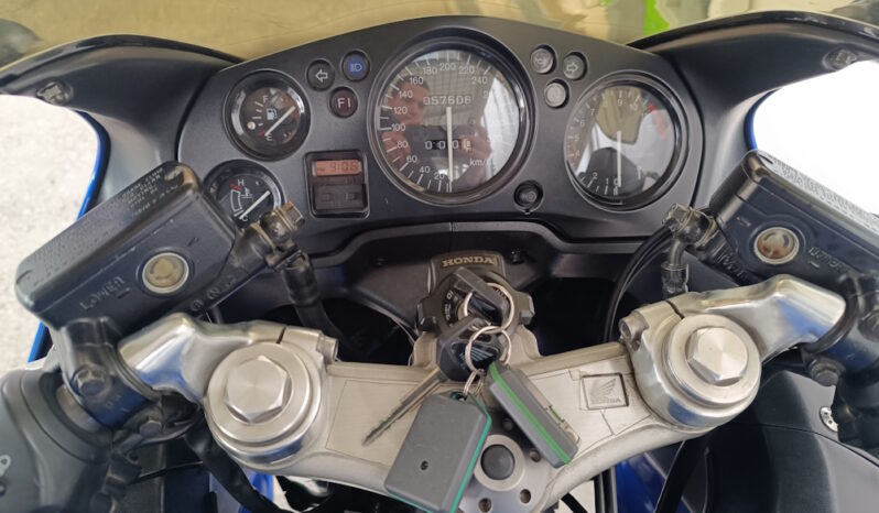 
								Honda CBR 1100 XX Blackbird – 1999 full									