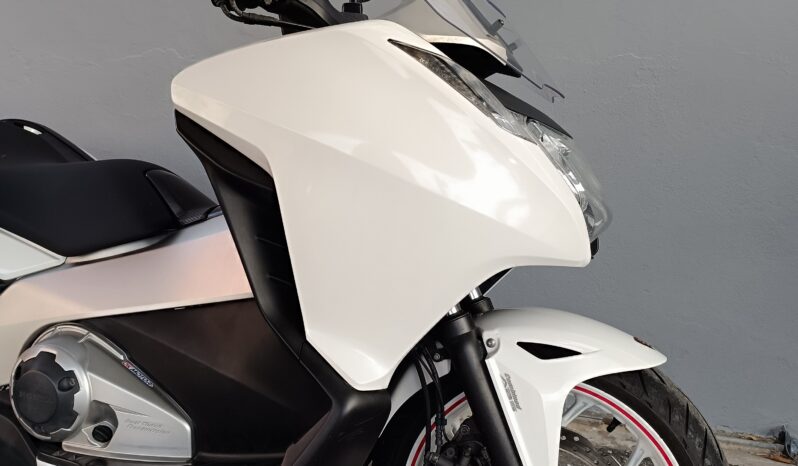 
								HONDA INTEGRA NC 700 D ANNO 2013 full									