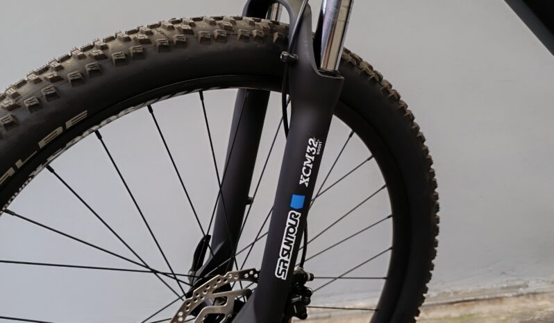 
								MTB LOMBARDO CHAMONIX full									