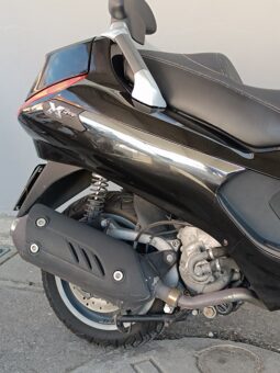 
										PIAGGIO XEvo 250 ANNO 2012 completo									