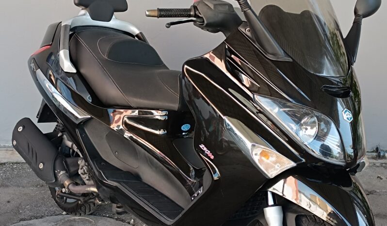 
								PIAGGIO XEvo 250 ANNO 2012 completo									