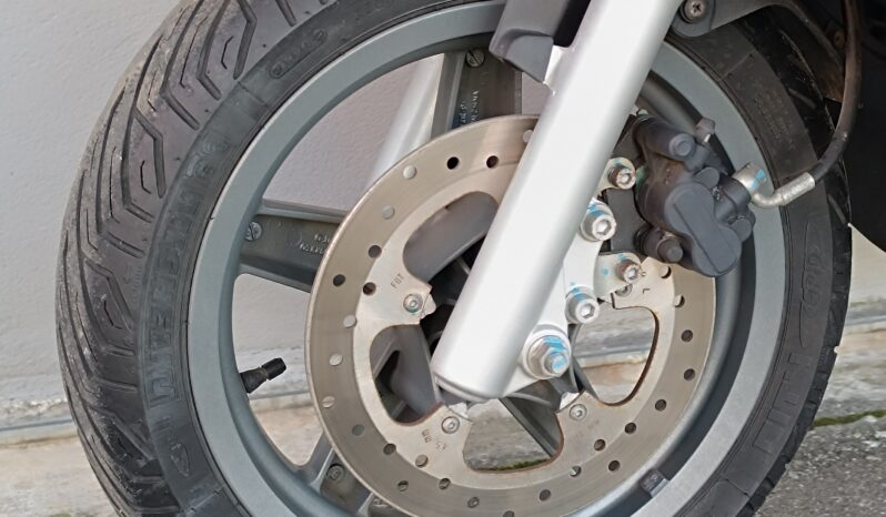 
								PIAGGIO XEvo 250 ANNO 2012 completo									
