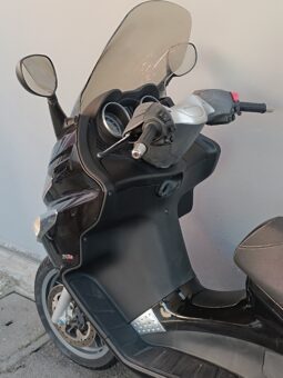 
										PIAGGIO XEvo 250 ANNO 2012 completo									