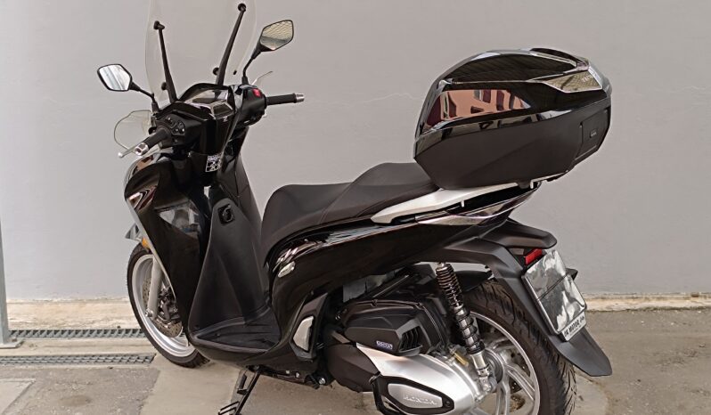 
								HONDA SH 350cc anno 2021 completo									