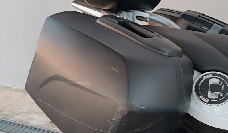 
								BMW F 800 GT ANNO 2013 completo									