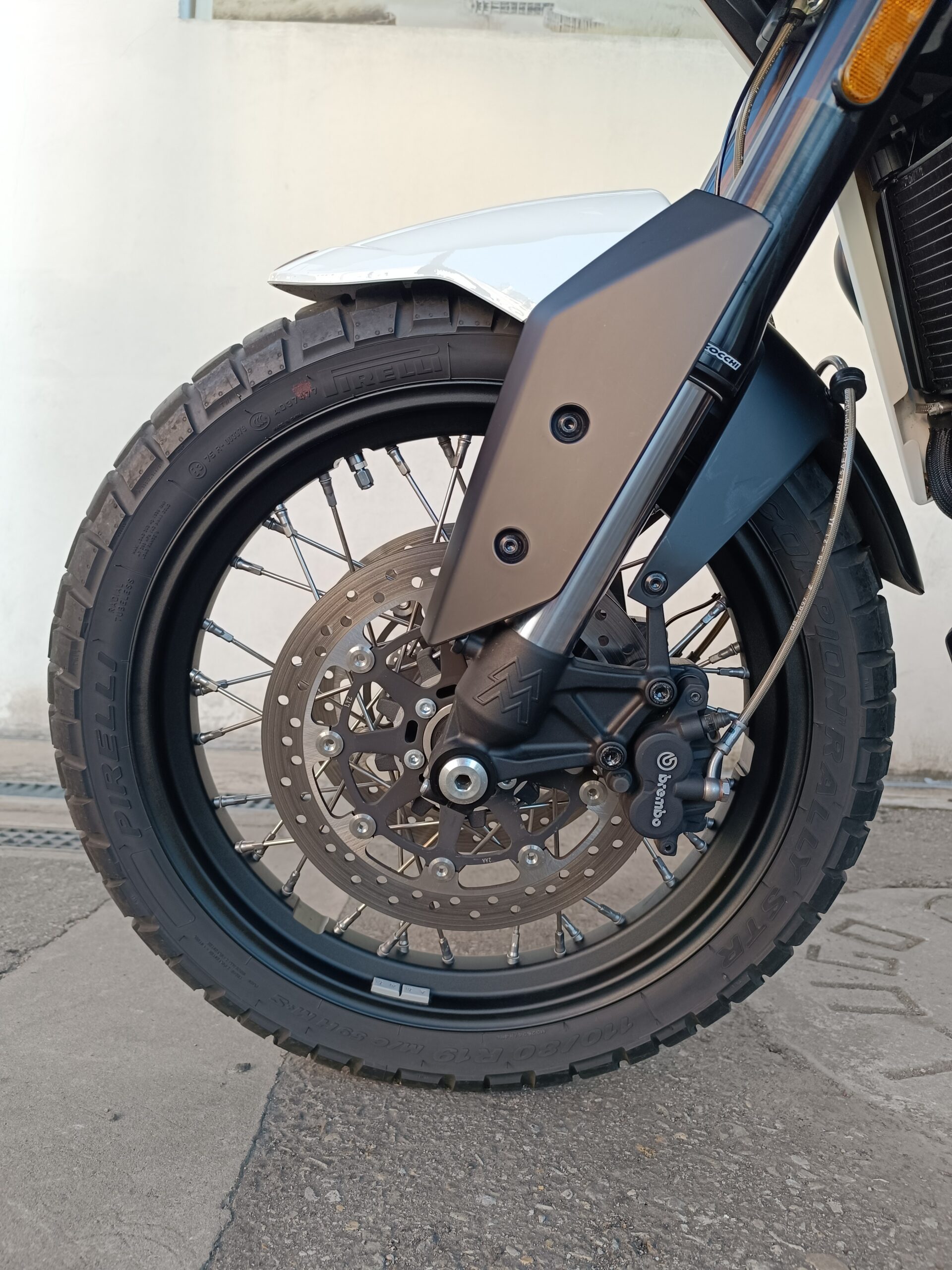 MORINI X-CAPE 650 anno 2022