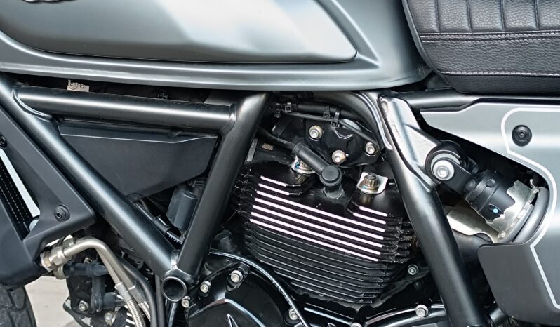 
								DUCATI SCRAMBLER 800 NIGHT SHIFT ANNO 2022 completo									