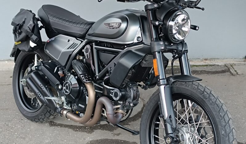 
								DUCATI SCRAMBLER 800 NIGHT SHIFT ANNO 2022 completo									