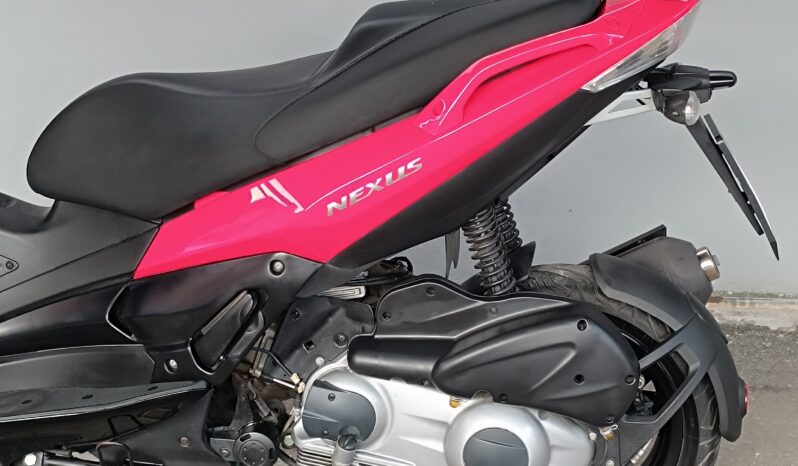 
								GILERA NEXUS 300 ANNO 2010 completo									