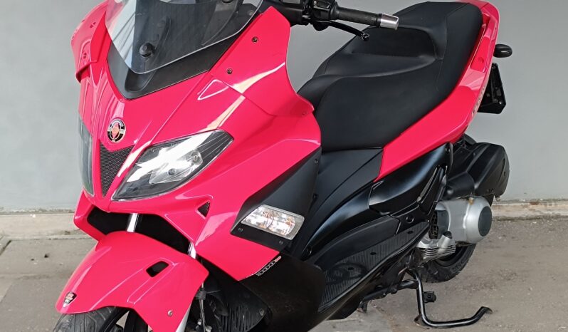 
								GILERA NEXUS 300 ANNO 2010 completo									
