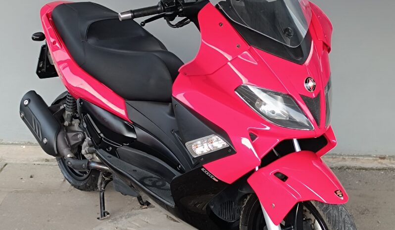 
								GILERA NEXUS 300 ANNO 2010 completo									