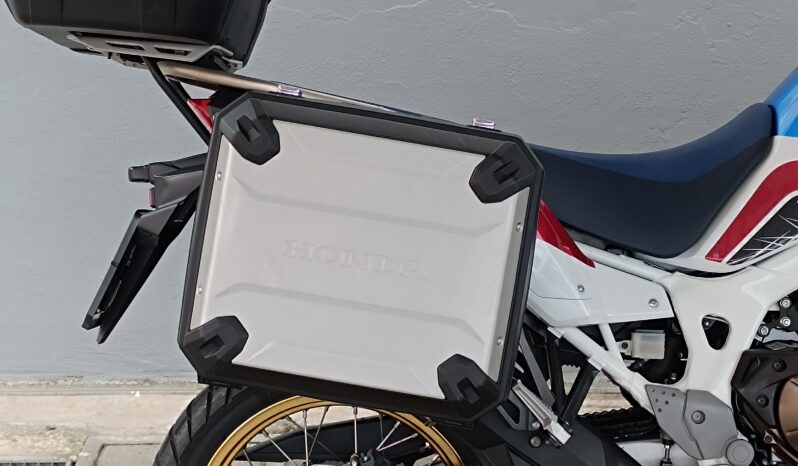 
								HONDA CRF 1000 L AFRICA TWIN ADVENTURE SPORT 30th A ANNO 2018 completo									