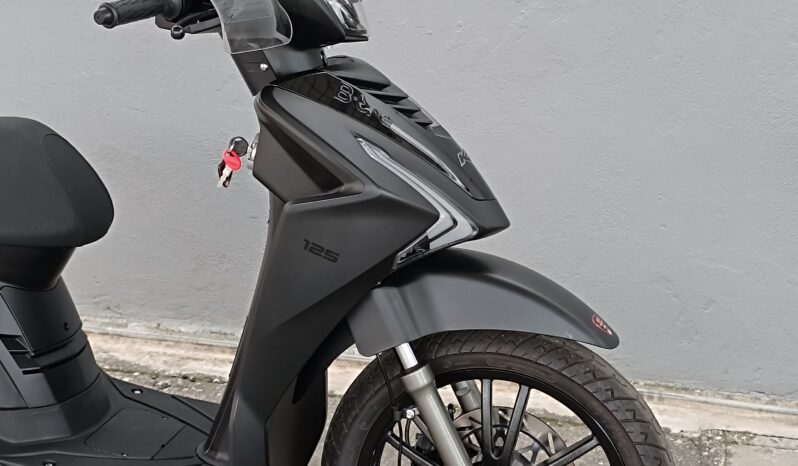 
								KL B-TRE 125cc ANNO 2026 completo									