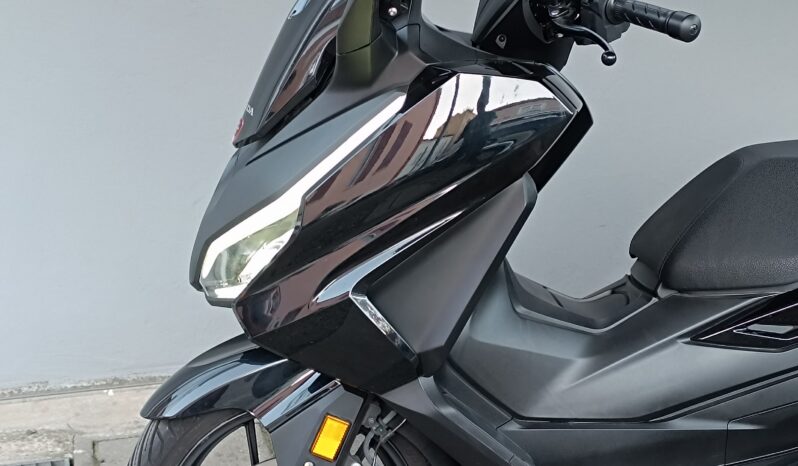 
								HONDA FORZA 350 ANNO 2025 completo									