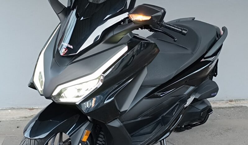 
								HONDA FORZA 350 ANNO 2025 completo									